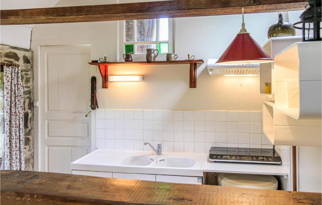 Stunning Home In Quettehou With Wifi Esterno foto